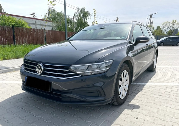 Volkswagen Passat cena 88499 przebieg: 77500, rok produkcji 2020 z Warszawa małe 191